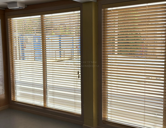 Бамбуковые жалюзи в комнату