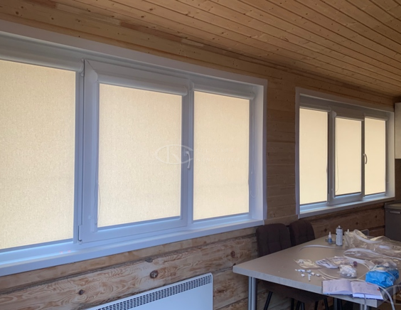 Портфолио Жалюзи на пластиковые окна без сверления