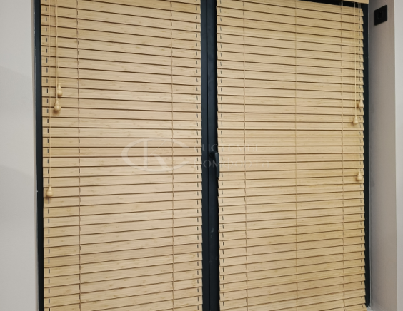 Бамбуковые жалюзи в комнату