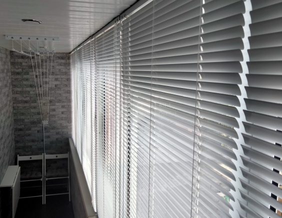 Горизонтальные жалюзи