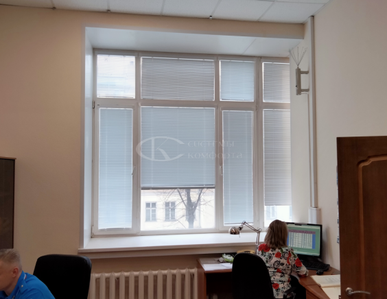 Горизонтальные жалюзи