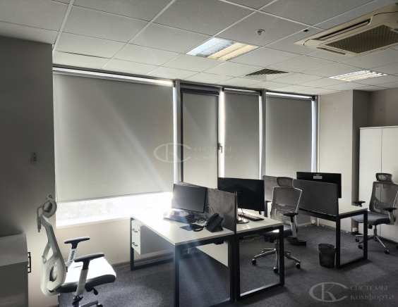 Портфолио Жалюзи на пластиковые окна без сверления