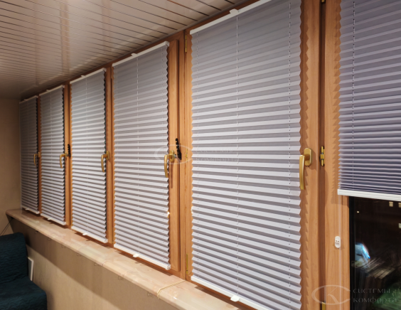 Жалюзи на балкон